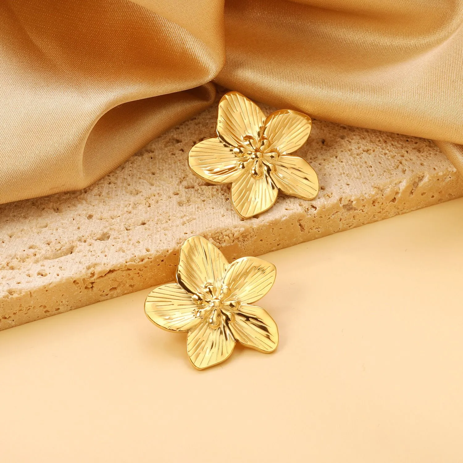 Stainless Steel Gold flower earrings